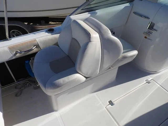 Slide: The Image of Robalo 227DC 2013 - 7