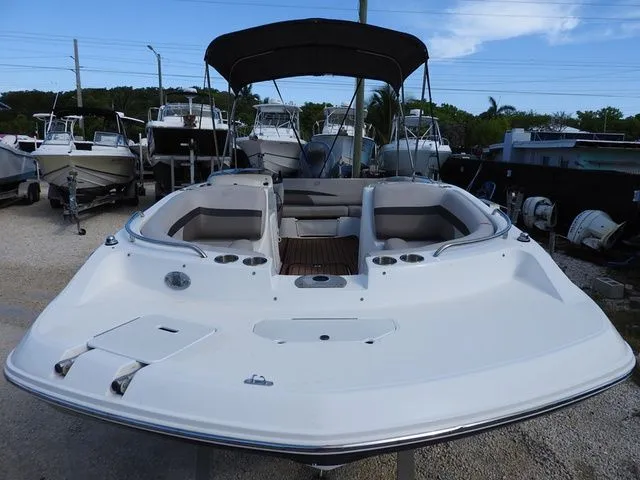 Slide: The Image of Hurricane SS188 Coastal Edition 2018 - 4