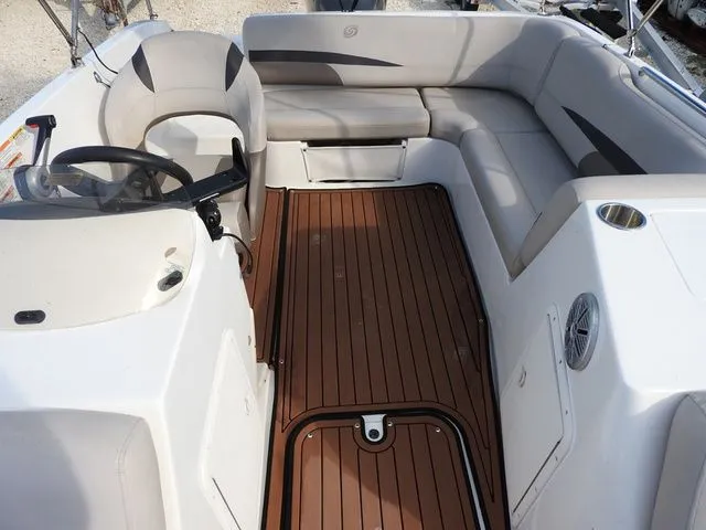 Slide: The Image of Hurricane SS188 Coastal Edition 2018 - 9