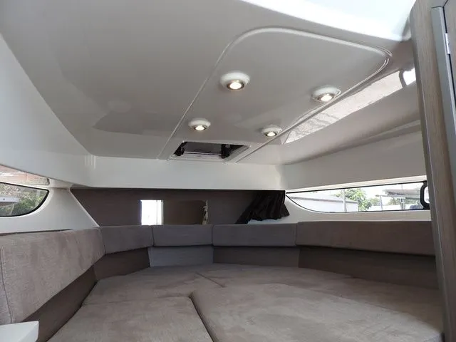 Slide: The Image of Beneteau Flyer 9 SUNdeck 2023 - 19