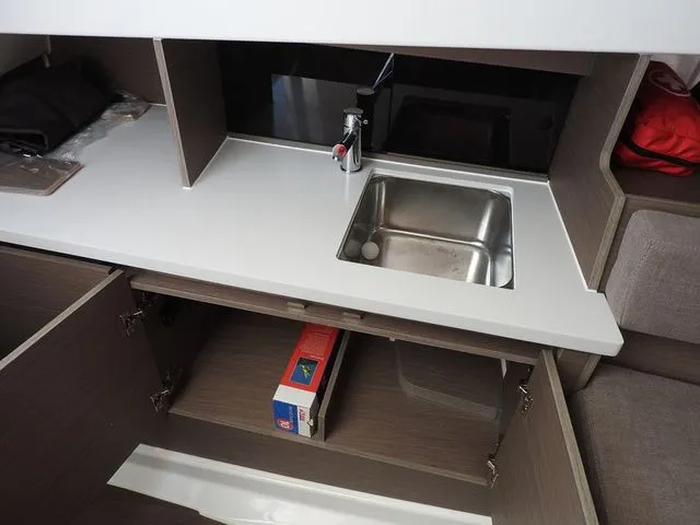 Slide: The Image of Beneteau Flyer 9 SUNdeck 2023 - 25