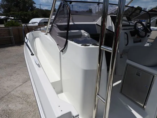 Slide: The Image of Beneteau Flyer 9 SUNdeck 2023 - 26