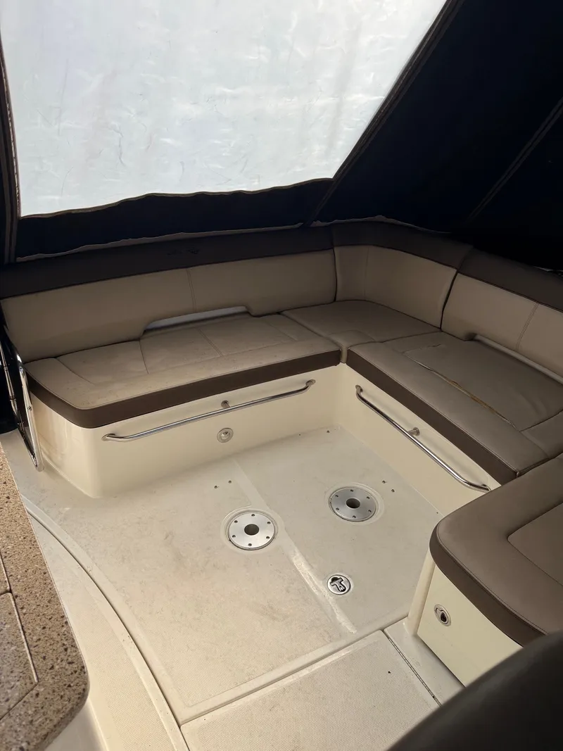 Slide: The Image of Sea Ray Sundancer 350 2015 - 10