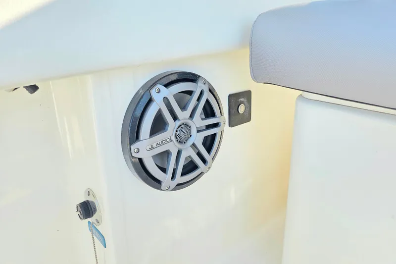 Slide: The Image of 2018 World Cat 280 DC-X boat with JL Audio speaker detail. - 25