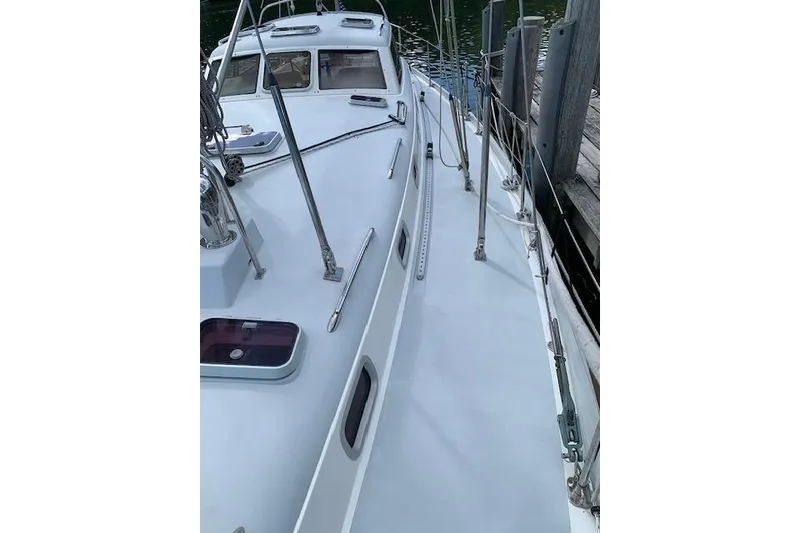 Slide: The Image of 1995 Little Harbor 51 Pilothouse yacht deck with windows and hatches. - 27