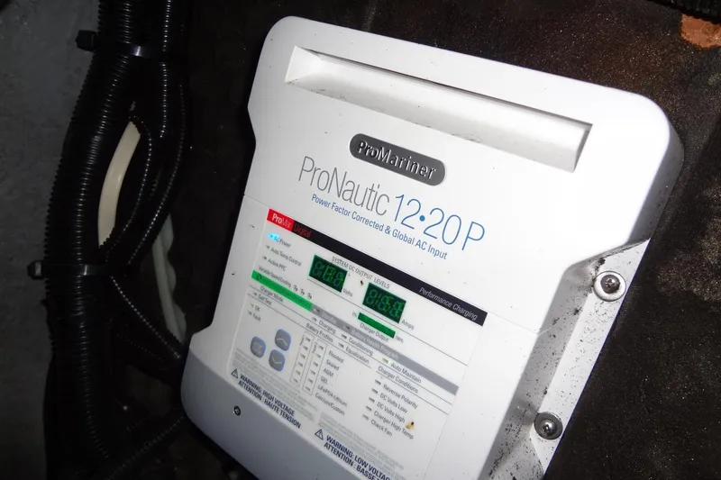 Slide: The Image of ProMariner ProNautic 12-20P charger in 2000 Monterey 302 Cruiser boat. - 52