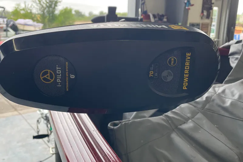 Slide: The Image of Minn Kota PowerDrive motor with i-Pilot system on 2018 Alumacraft Classic 165 CS boat. - 14
