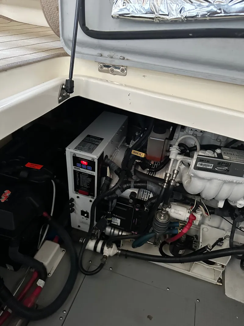 Slide: The Image of Meridian 391 Sedan 2007 - 10