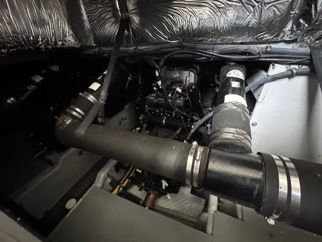 Slide: The Image of Meridian 391 Sedan 2007 - 32