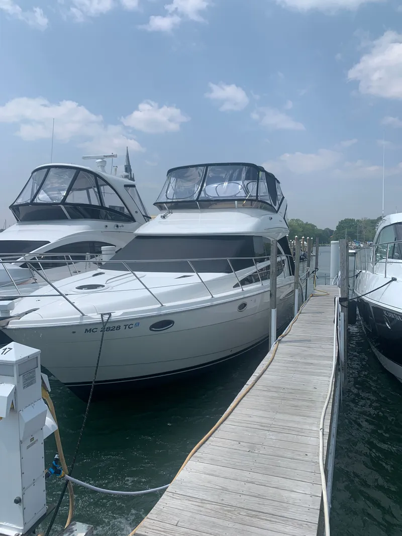 Slide: The Image of Meridian 391 Sedan 2007 - 4