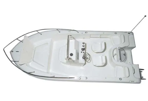 Slide: The Image of 2008 Sea Pro 186 Center Console boat on trailer, close-up of hull and support. - 17