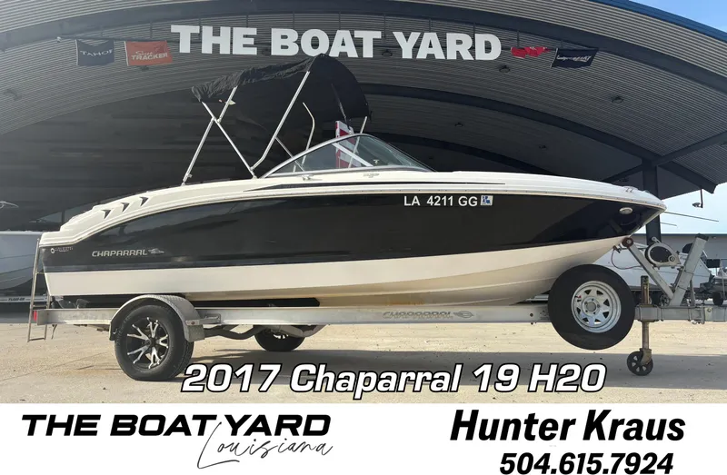Slide: The Image of Chaparral 19 H2O Sport 2017 - 1