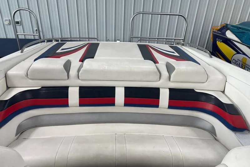 Slide: The Image of 2005 Formula 292 FASTech boat interior with white, red, and blue upholstery. - 5