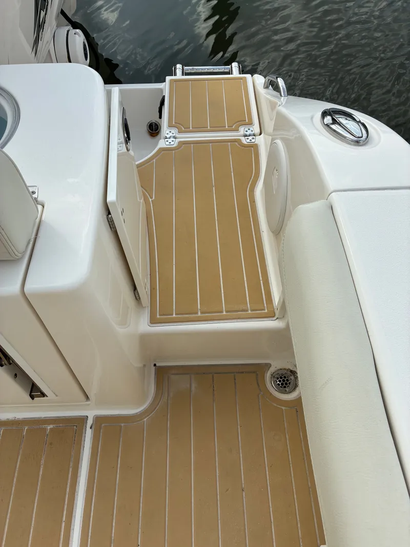 Slide: The Image of Cobia 350 Center Console 2021 - 26