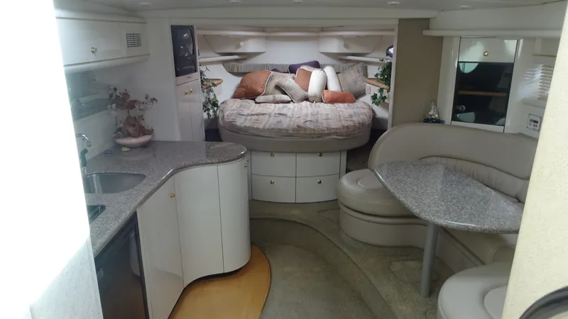 Slide: The Image of Maxum 3700 SCR 1998 - 22