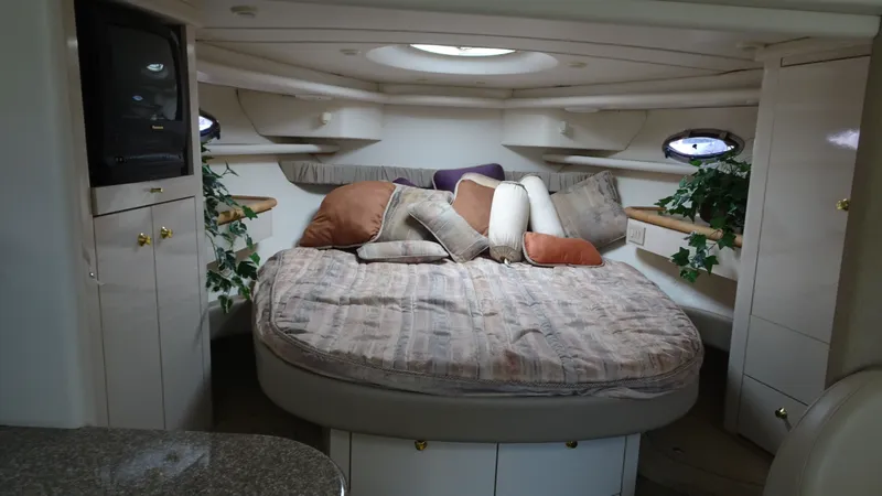 Slide: The Image of Maxum 3700 SCR 1998 - 25