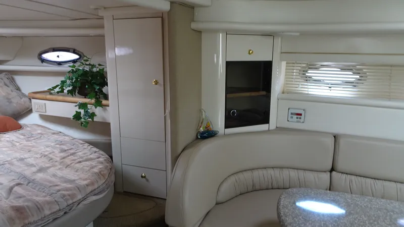 Slide: The Image of Maxum 3700 SCR 1998 - 26