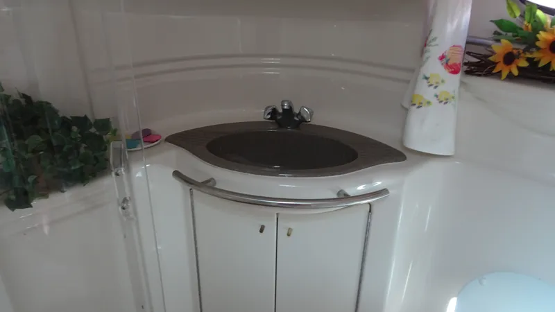 Slide: The Image of Maxum 3700 SCR 1998 - 34