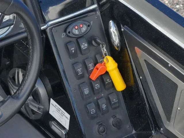 Slide: The Image of Falcon F20 PREDATOR 2021 - 15