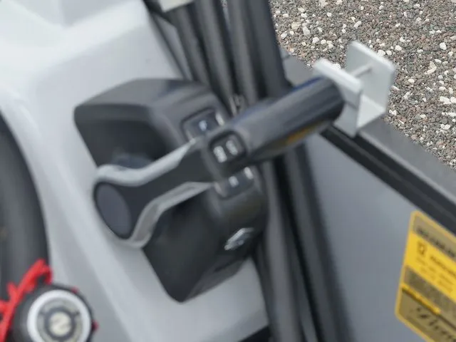 Slide: The Image of Bentley Pontoons Fish 200 4-Point 2024 - 19