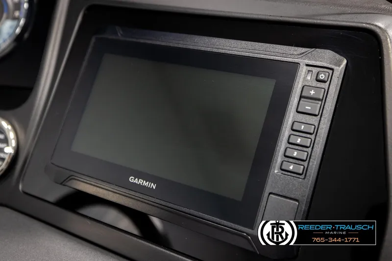 Slide: The Image of Garmin display in 2026 Avalon CAT QLS boat dashboard, Reeder-Trausch Marine branding. - 32