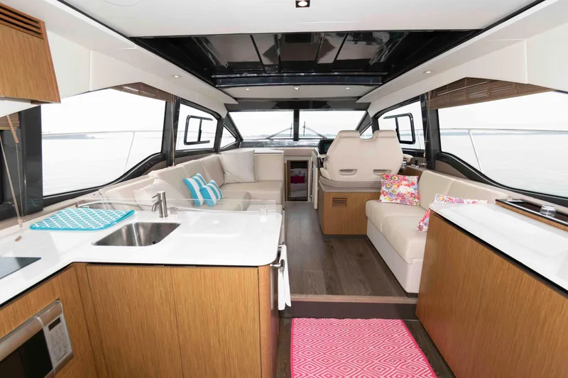 Slide: The Image of Luxurious interior of 2017 Sea Ray Sundancer 460 yacht with modern furnishings. - 23