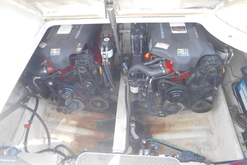 Slide: The Image of 2004 Formula 27 Performance Cruiser engine compartment with dual Volvo Penta engines. - 18