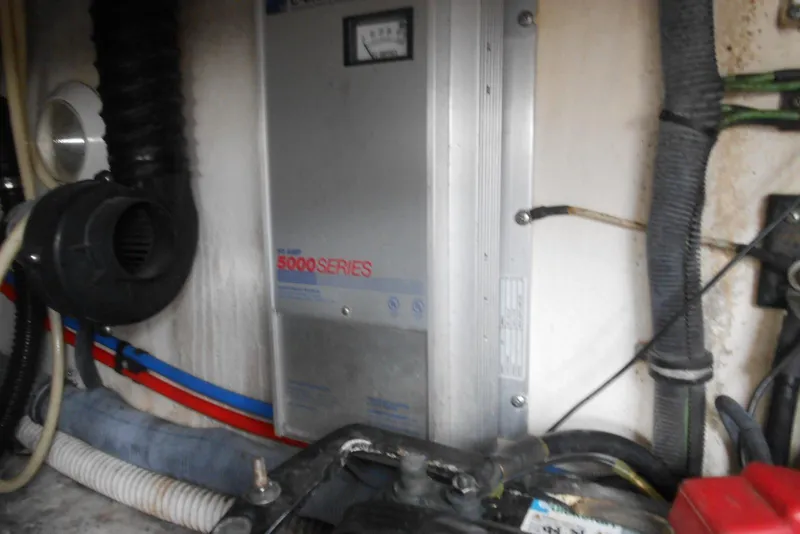 Slide: The Image of Engine compartment of 2004 Formula 27 Performance Cruiser with 5000 Series component. - 24