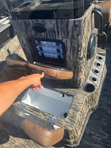 Slide: The Image of Excel 220 Bay Pro Elite 2026 - 11