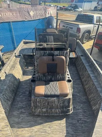 Slide: The Image of Excel 220 Bay Pro Elite 2026 - 13