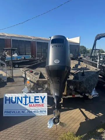 Slide: The Image of Excel 220 Bay Pro Elite 2026 - 3