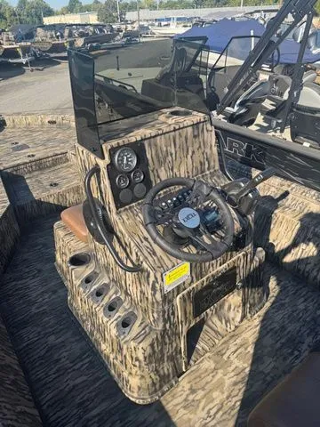 Slide: The Image of Excel 220 Bay Pro Elite 2026 - 9