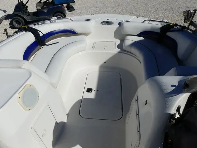 Slide: The Image of Hurricane SUNDECK SPORT SS 188 OB 2012 - 16