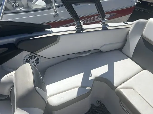 Slide: The Image of Scarab 195 H.O. Impulse 2015 - 14