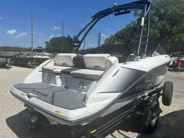 Slide: The Image of Scarab 195 H.O. Impulse 2015 - 3