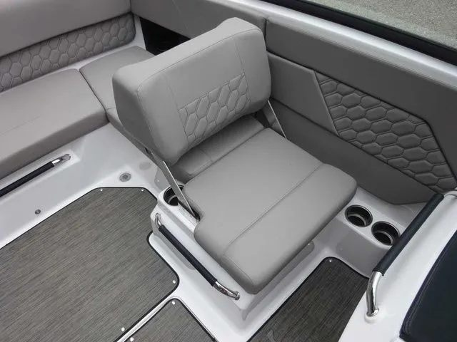 Slide: The Image of Four Winns H1 2023 - 11