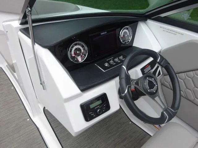 Slide: The Image of Four Winns H1 2023 - 15