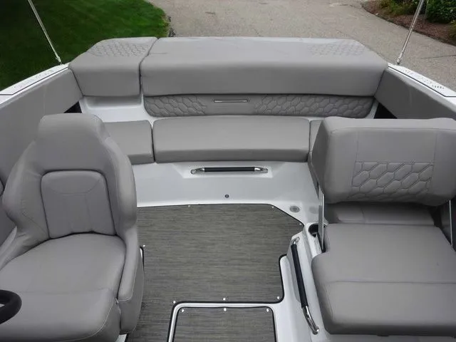 Slide: The Image of Four Winns H1 2023 - 20