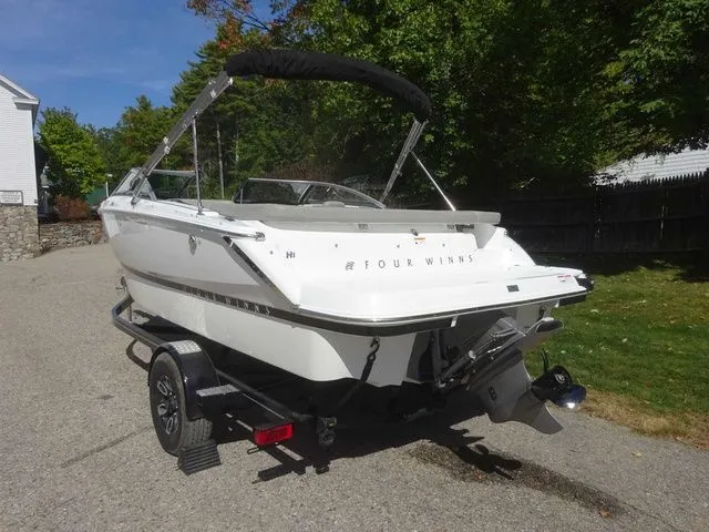 Slide: The Image of Four Winns H1 2023 - 31