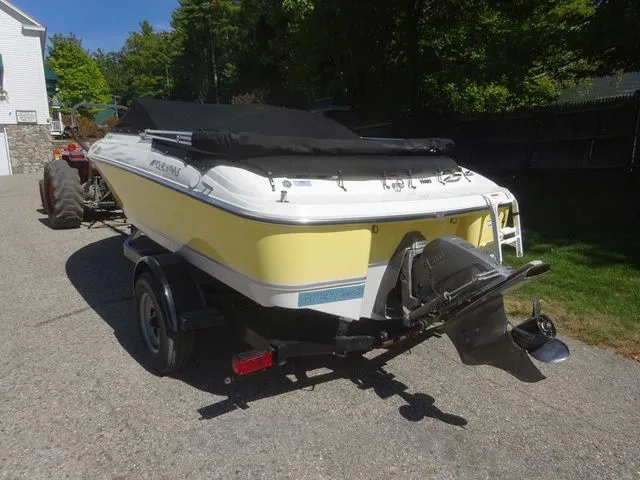 Slide: The Image of Four Winns H180 2009 - 23