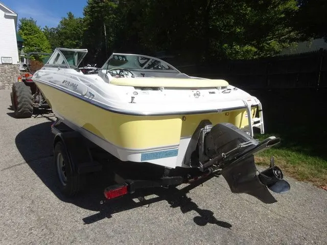 Slide: The Image of Four Winns H180 2009 - 25