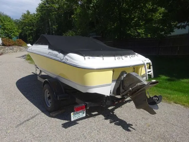 Slide: The Image of Four Winns H180 2009 - 3