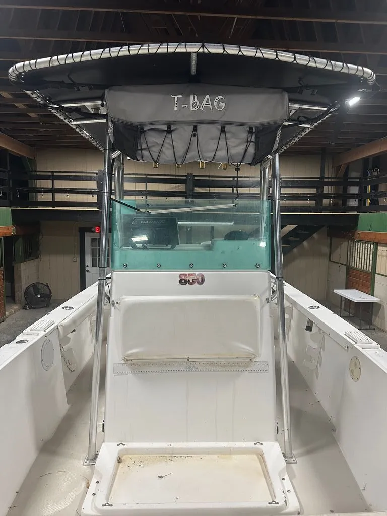 Slide: The Image of Robalo 2120 Center Console 1995 - 4