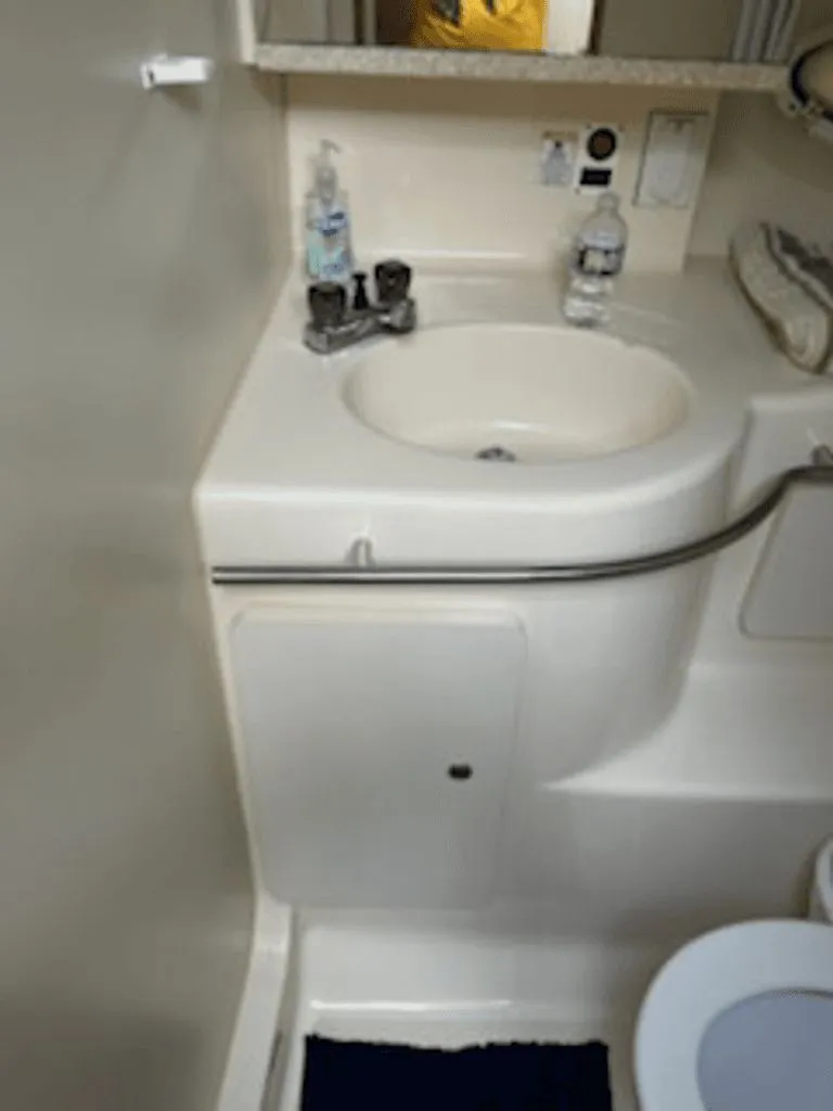 Slide: The Image of Silverton 322 Flybridge 2000 - 19