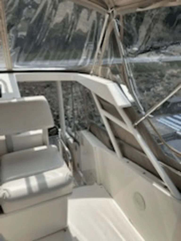 Slide: The Image of Silverton 322 Flybridge 2000 - 5