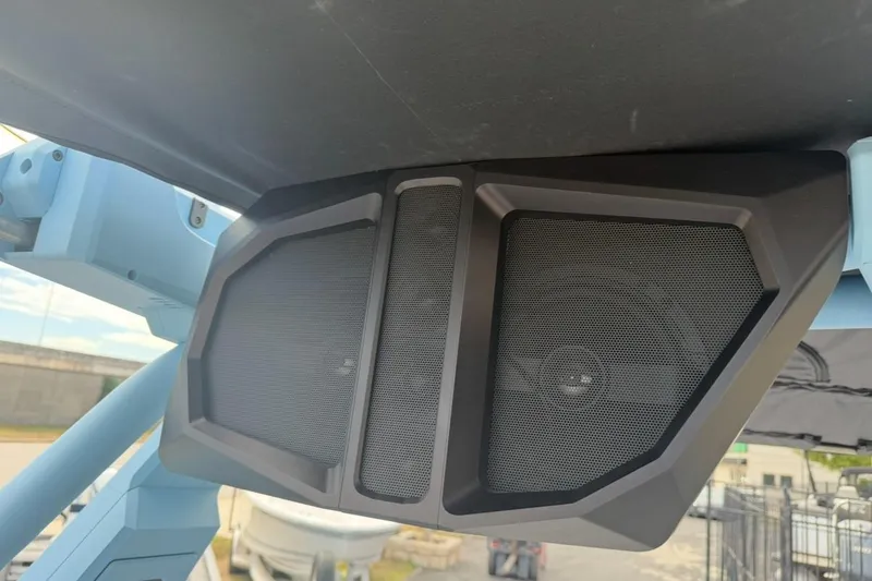 Slide: The Image of Speaker system on a 2026 Supra SA 550 boat, featuring modern design and technology. - 24