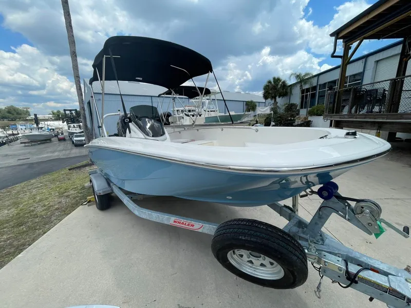 Slide: The Image of Boston Whaler 160 Super Sport 2026 - 2
