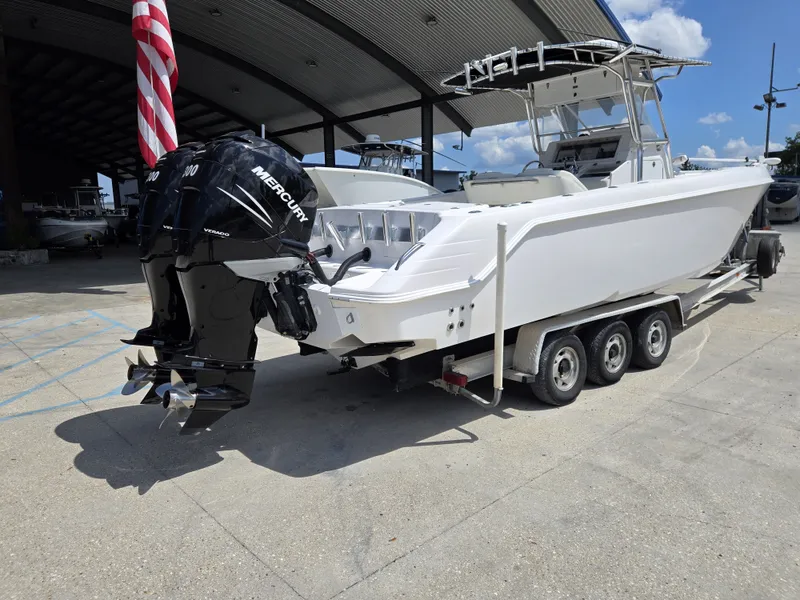 Slide: The Image of Donzi 32 ZF 2001 - 11