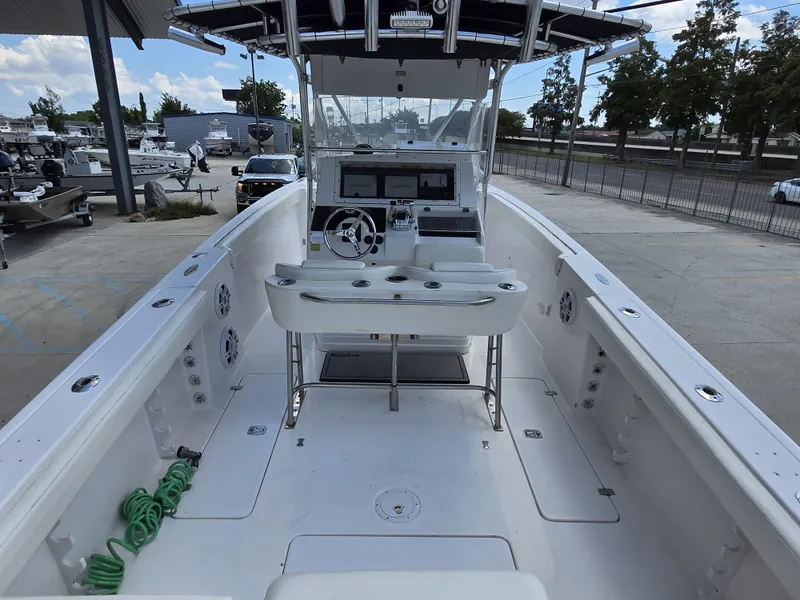 Slide: The Image of Donzi 32 ZF 2001 - 17