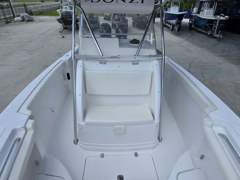 Slide: The Image of Donzi 32 ZF 2001 - 19